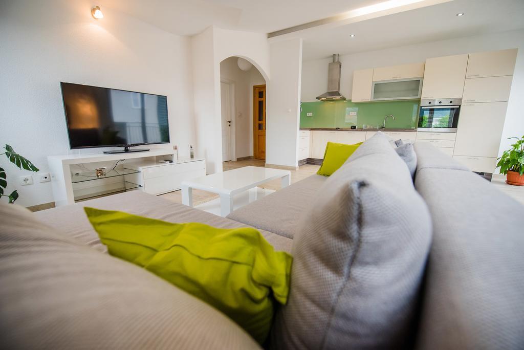 Apartment Grabovac Каштела Екстер'єр фото