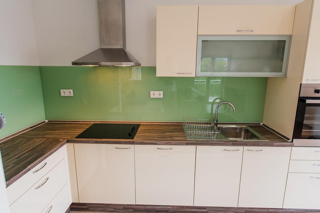 Apartment Grabovac Каштела Екстер'єр фото